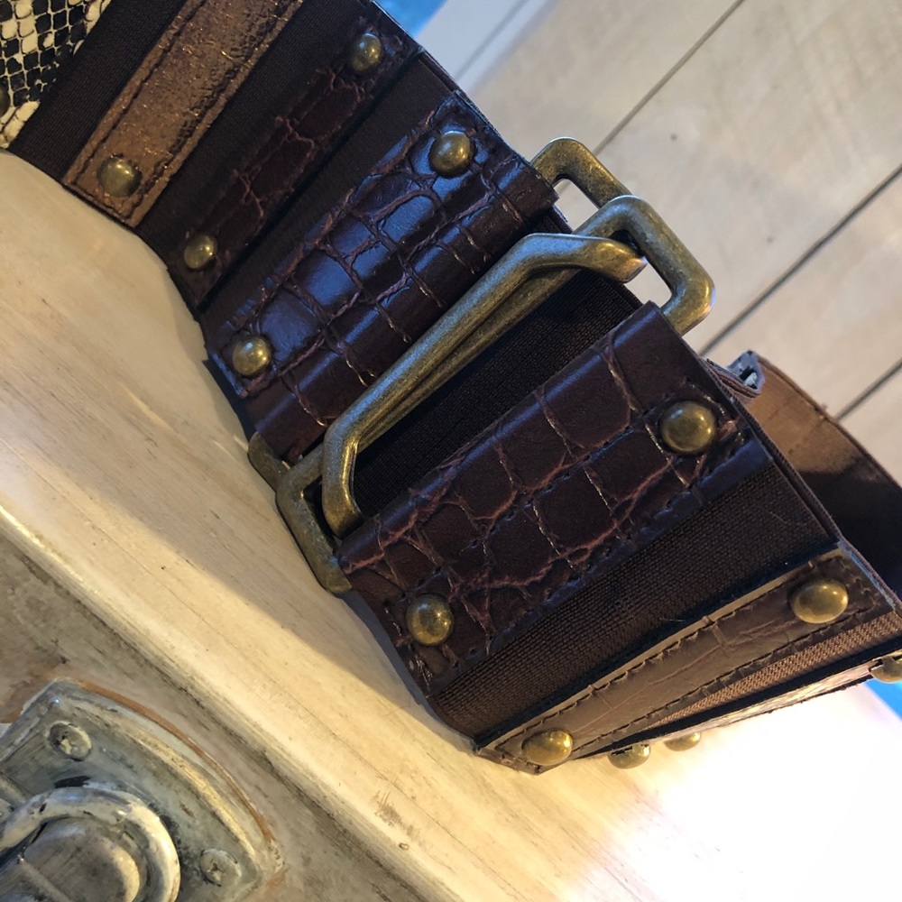 Jessica Simpson .....belt - Picture 16 of 16